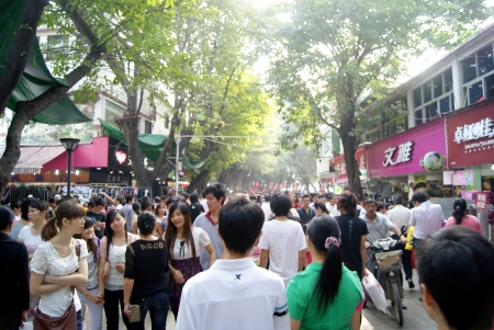 Shenzhen xixiang walking street のeditorial素材