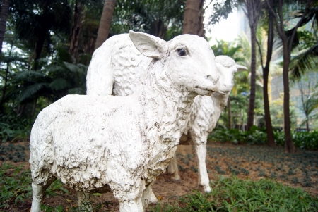 Sculpture of a sheep の写真素材
