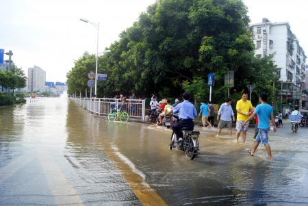 The road was under water, in Shenzhen, Chinaのeditorial素材