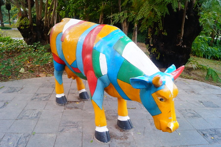 Cow statue landscape, Holland Flower Town in Shenzhenのeditorial素材