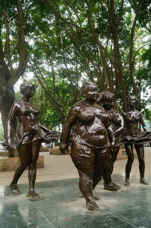 women sculptureのeditorial素材