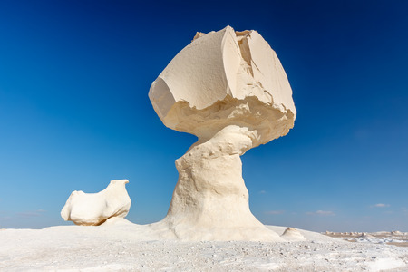 Rock formations in the Egyptian White desertの写真素材