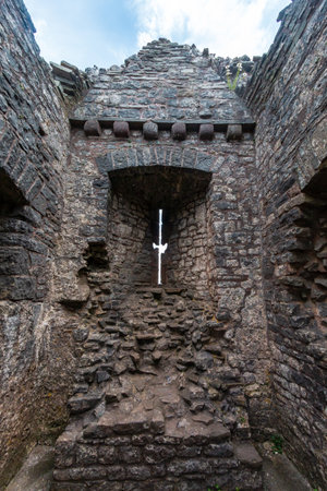 Inside an ancient ruined castle (Carreg Cennen)のeditorial素材