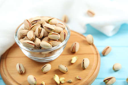 pistachios close-up on the tableの写真素材
