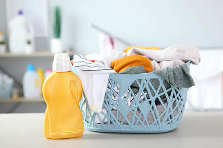 Linen in a basket in the interior of the roomの写真素材
