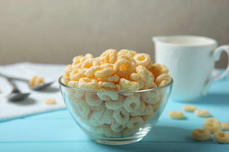 Corn rings in glaze for breakfast on the table with a rat planの写真素材