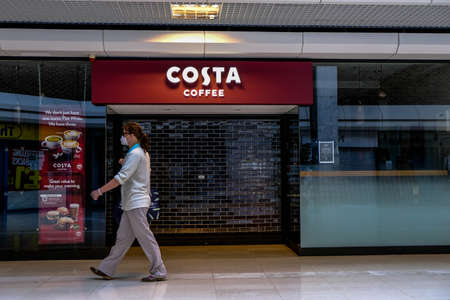 London, UK, May 15, 2020, Costa Coffee Are Continuing To Reopen Its UK Stores With An Additional 46 Opening Todayのeditorial素材