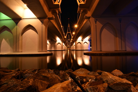 Business Bay Bridge and walk at night with long exposure, Dubai, UAEのeditorial素材