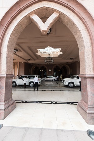 Abu Dhabi, United Arab Emirates, August 09, 2018, Emirates Palace Hotel, this luxurious hotel blends Arabian splendor with the latest technology to create a magical and memorable experience. The main Palace building stretches over a kilometre from wing toのeditorial素材