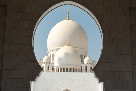 Sheikh Zayed Mosque, Abu Dhabi, United Arab Emirates, December 02, 2019, the view of the Mosque, there lot of visitors and tourist visit the Mosque every dayのeditorial素材