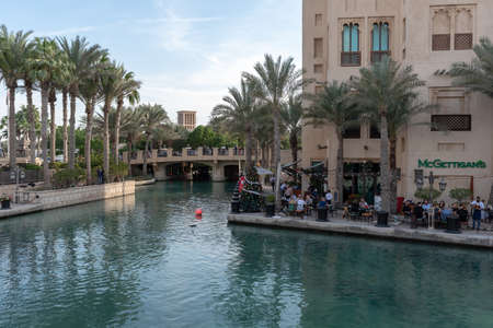 Dubai, United Arab Emirates â December 18, 2021, Souk Madinat Jumeirah, activity for the Kids and Adults festive for the Christmas and new year.のeditorial素材