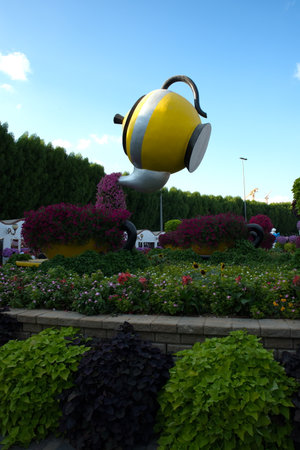 Dubai, United Arab Emirates, December 11, 2022, Dubai Miracle Garden located in the district of Dubailand is one of a kind in the region and the world for such a unique display and extravagant outdoor recreational destination visited by lot of people in wのeditorial素材