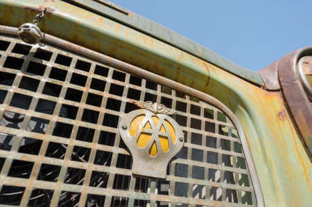 Vintage Automobile Association badge on a rusting classic vehicle - circa 1960 in Rushmoor, UK - April 19, 2019のeditorial素材