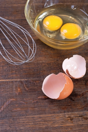 Egg on the old woodの写真素材