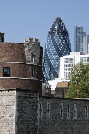 Tower of london and new architectureのeditorial素材