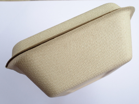 biodegradable lunch box on white backgroundの写真素材