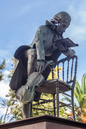 Seville, Spain - Sept 27th, 2020: Mozart sculpture, Seville, Spain. Placed beside Maestranza Theater, Rolando Campos sculptorのeditorial素材
