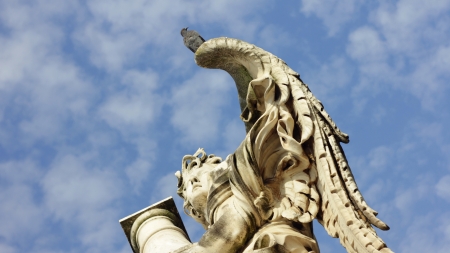 Angel Statue of Sant Angelo Bridgeの写真素材