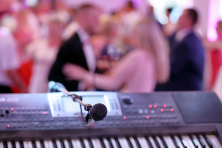 Dancing couples during party or wedding celebration 

の写真素材