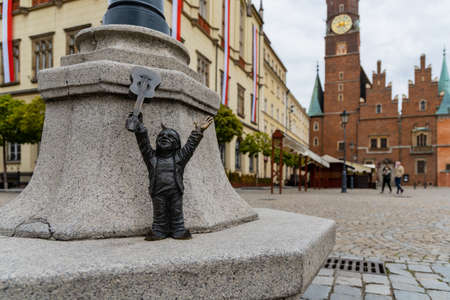 Wroclaw, Poland - May 03 2020: "Leszko z WrocÅawca" dwarf as symbol of guinness guitar recordのeditorial素材