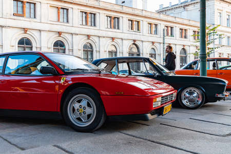 Wroclaw, Poland - September 17 2020: Meeting of fans of old cars at old Swiebodzki railway stationのeditorial素材