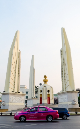 BANGKOK, THAILAND - FEB 17  Democracy Monument was raised in 1939 to commemorate Siamese Revolution of 1932 which led to establishment of a constitutional monarchy, Feb 17, 2013, Bangkok, Thailandのeditorial素材