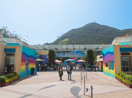 HONG KONG - MAR 20, 2017: The entrance of Ocean Park Hong Kong, a marine mammal park, oceanarium, animal theme park and amusement park situated in the Southern District of Hong Kong.のeditorial素材
