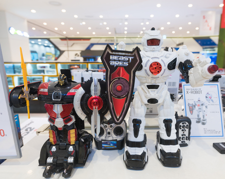 SEOUL - MARCH 29, 2017: Toy robots for sale in the Hyundai IPark shopping mall, the biggest shopping complex in South Korea.のeditorial素材