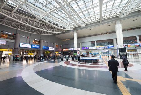 SEOUL, SOUTH KOREA - MARCH 29, 2017: People at Yongsan station, a major railway station in Seoul, South Korea. It is located in Yongsan District and adjoins the Yongsan Electronics Market.のeditorial素材