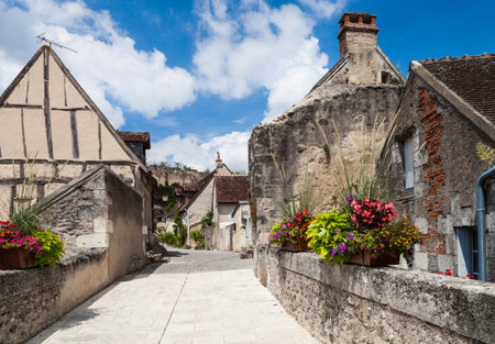 The road to Montresor Castle, 2015のeditorial素材