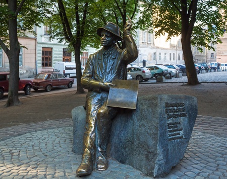 LVIV, UKRAINE - MAY 10: Artist Drovniak Nicephorus-Epiphany monument (sculptor - Sergei Oleshko, architect - Michael Yagolnikin opened in 2006 )  in Lviv City, Ukraine in May 10th 2012のeditorial素材