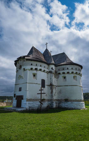 Holy Intercession Church-Fortress XIV-XVIII centuries. Sutkivtsi village, Khmelnytsky region, Ukraine.のeditorial素材