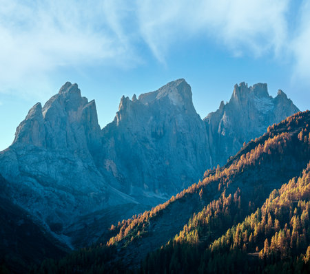 Autumn alpine Dolomites scene, Belluno, Sudtirol, Italy. Peaceful rocky mountain tops view.の写真素材