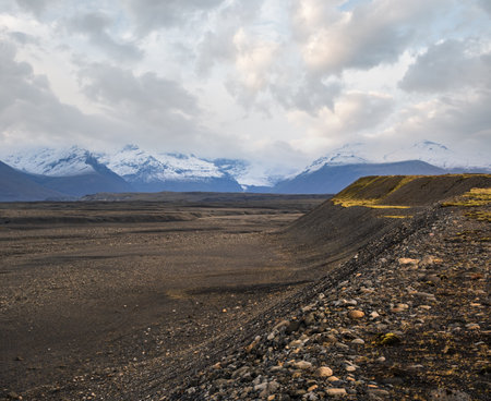 Iceland autumn tundra landscape near Haoldukvisl glacier, Iceland. Glacier tongue slides from the Vatnajokull icecap or Vatna Glacier near subglacial Esjufjoll volcano. Not far from Iceland Ring Road.の写真素材