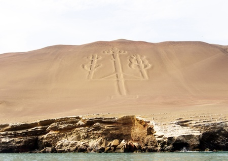 geoglyph on the Peruvian coast near Paracasの写真素材