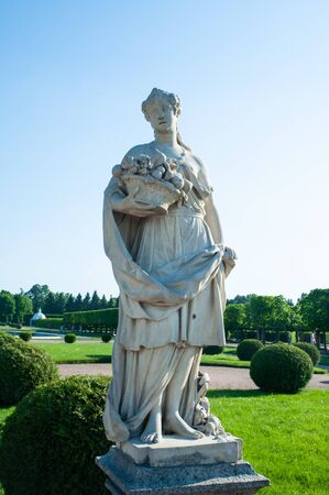 Saint Petersburg, PETERHOF, RUSSIA - JUNE 06, 2019: Statue of Flora in the upper gardenのeditorial素材
