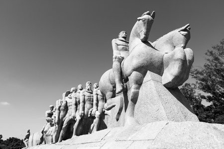 Sao Paulo, Brazil, May 01, 2107. Monument to the Bandeiras is a large-scale sculpture by the Italian-Brazilian sculptor Victor Brecheret at the entrance of Ibirapuera Park in Sao Paulo, Brazil.のeditorial素材