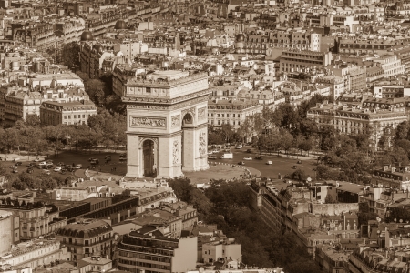 Arc de Triomphe seen from Tour Eiffelのeditorial素材