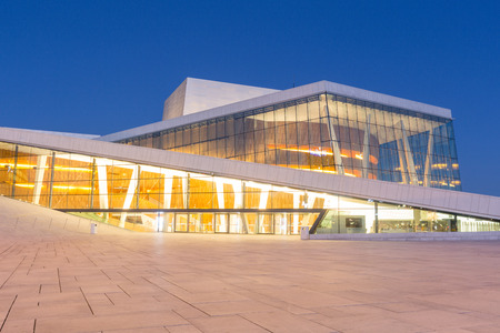 Opera House in Oslo at blue hourのeditorial素材