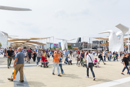 MILAN, ITALY - JUNE 01, 2015: People visiting Expo 2015. The theme of the Universal Exposition is Feeding the Planet, Energy for Life.のeditorial素材