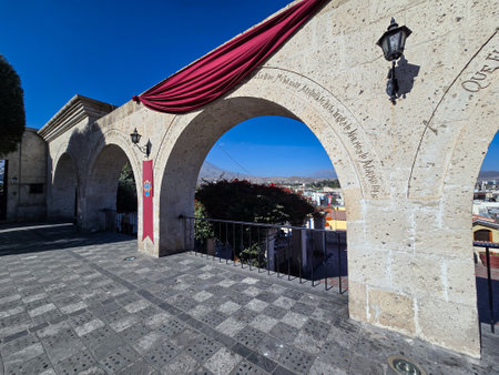 Colonial-era architecture with stone archesの写真素材