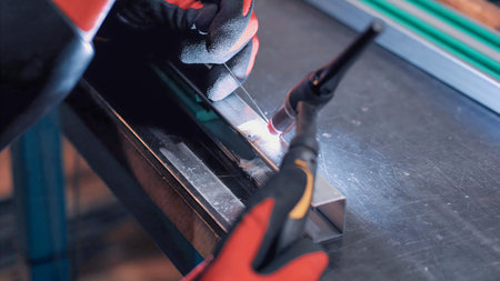 Welding process of steel profiles for the construction of packaging machines