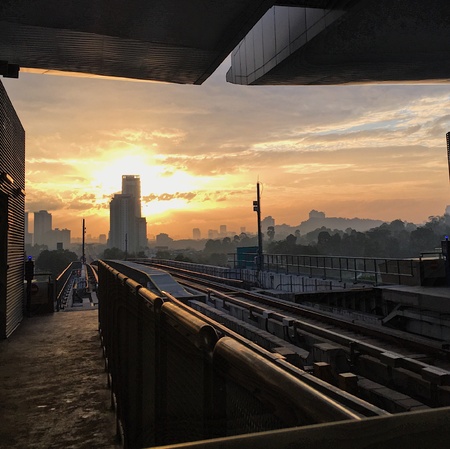 Railway sunriseの素材