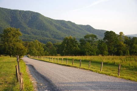 Scenic Drive through Cades Cove, Great Smokey Mountains National Park, Tennesseeの写真素材