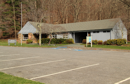 Peaks of Otter Visitor Center, located along the Blue Ridge Parkway, provides travelers with information about the Blue Ridge Mountains April 11, 2018 in Peaks of Otter, VAの写真素材