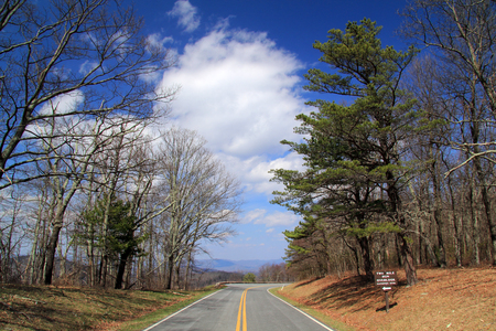 Scenic Skyline Drive makes its way through the Appalachian Mountains in beautiful Shenandoah National Park, located in the western part of the state of Virginia in the United Statesの写真素材