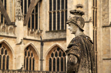 Statues of legendary Roman leaders adorn the Roman Baths in the medieval town of Bath, Englandのeditorial素材