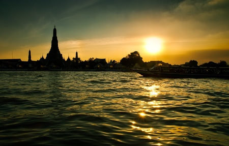 Sunset at Chao Phraya river ,Thailandの写真素材