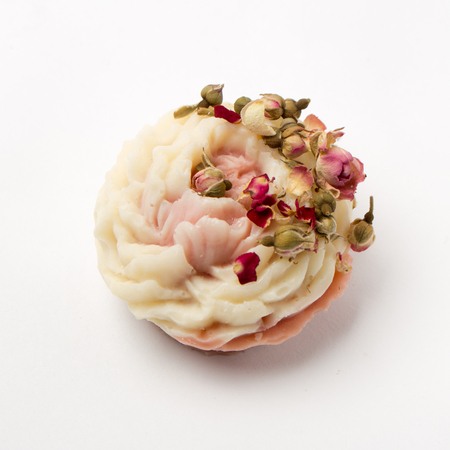 handmade soap as roses, dried flowers, aromatherapy, spaの写真素材