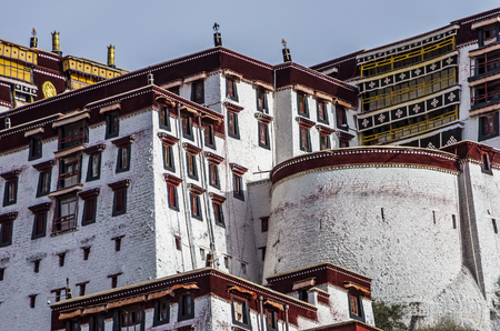 Potala Palace in Lhasa ( Tibet ) with beautiful skyのeditorial素材
